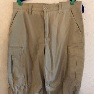 Men’s Union bay Cargo khakis